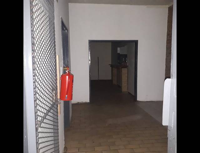 100M² RETAIL TO LET IN WHITE RIVER CENTRAL